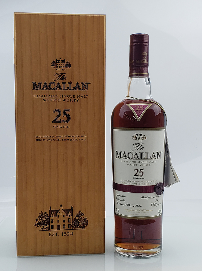 マッカラン 25年 赤いリボン シェリーオークカスク 43% 700ml 木箱付(26/08買取)